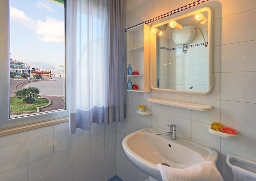 Bianchi Hotel & Residence Porto Recanati Extérieur photo